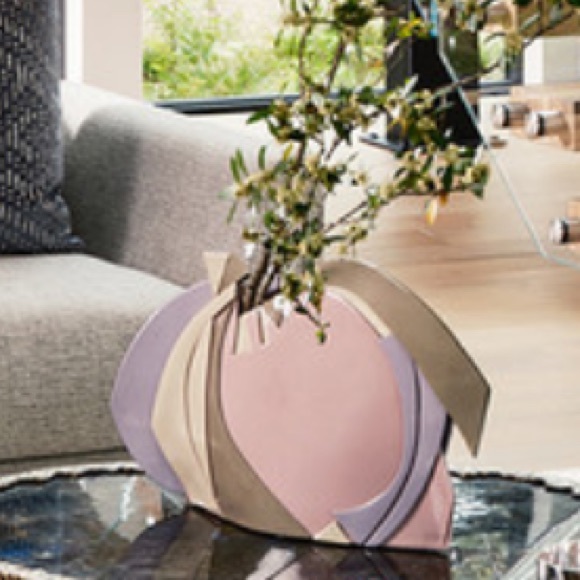 Carolyn Leung pottery | pink marble | 7x7 (approx) | flower vase/sculpture - Picture 14 of 16